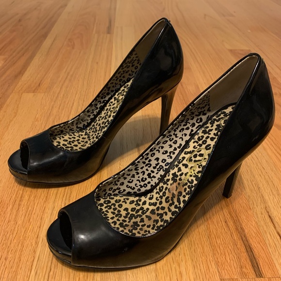 Jessica Simpson black patent open toe heels - Picture 2 of 4